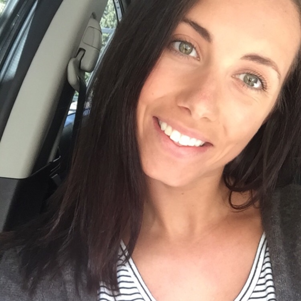Meet your Posher, Monica